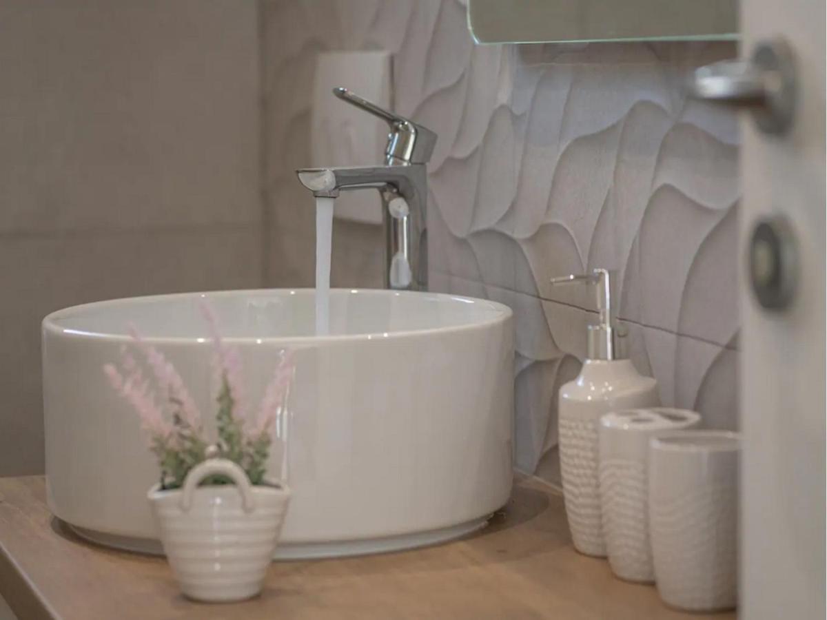 Dolce Apartment *