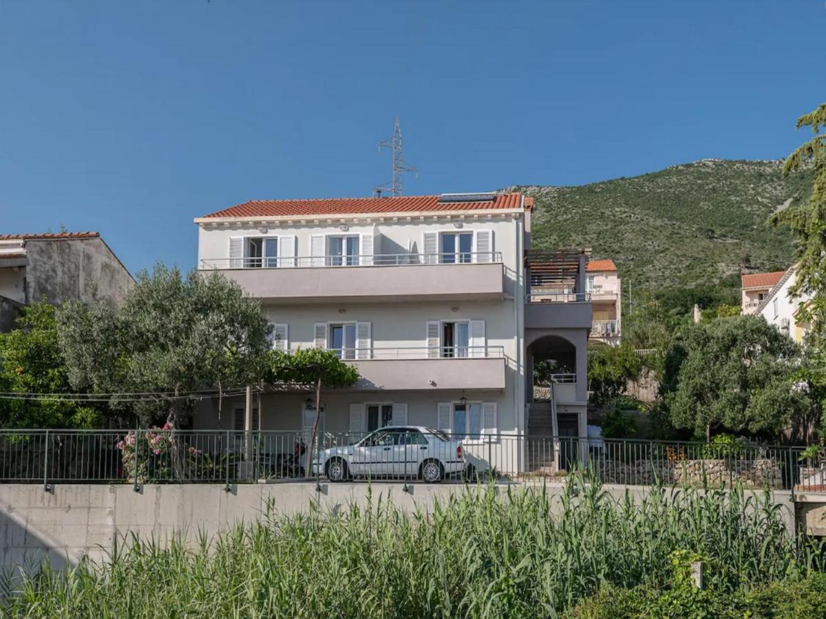 Dolce Apartment